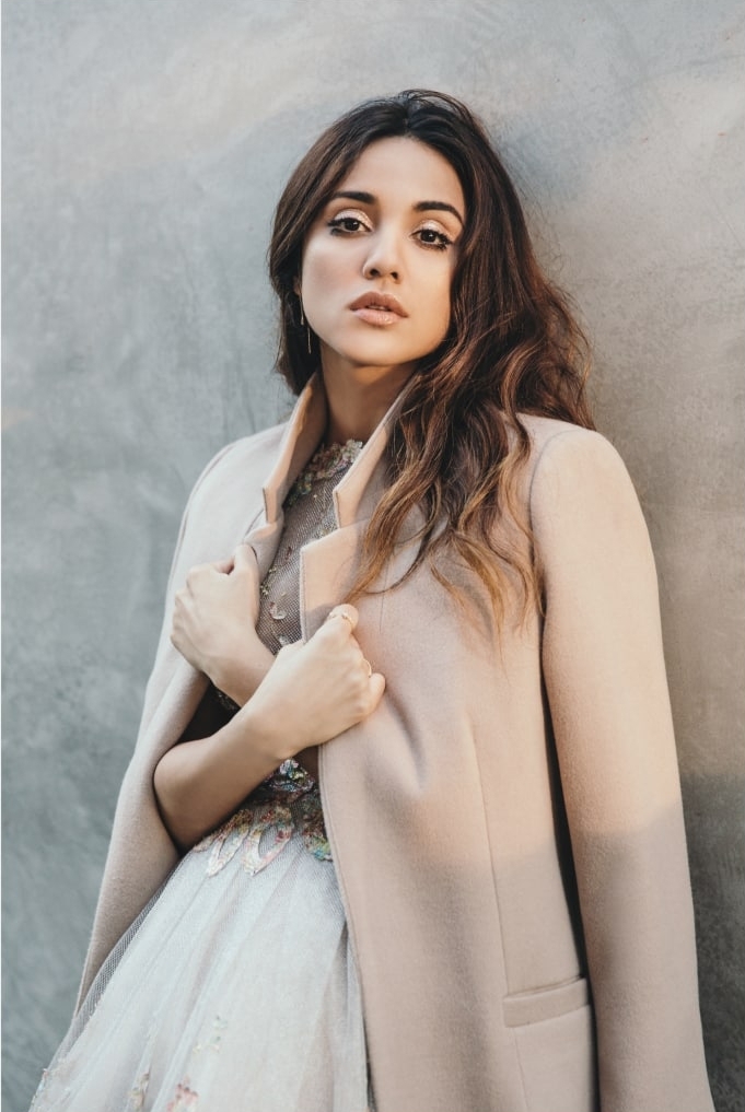 Photoshoot 002 0011 Summer Bishil Fan Photo Gallery Part of